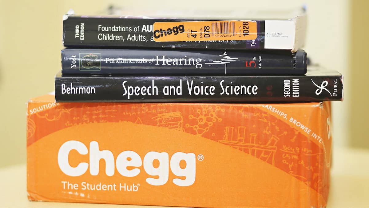 Chegg, Pearson und Co. Popularität von Chat GPT macht herkömmlichen