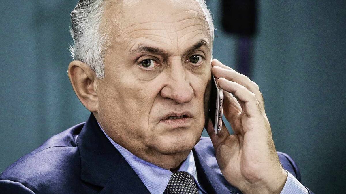 Vasily Anisimov, 70, Vermögen: 1–2 Mrd. | BILANZ