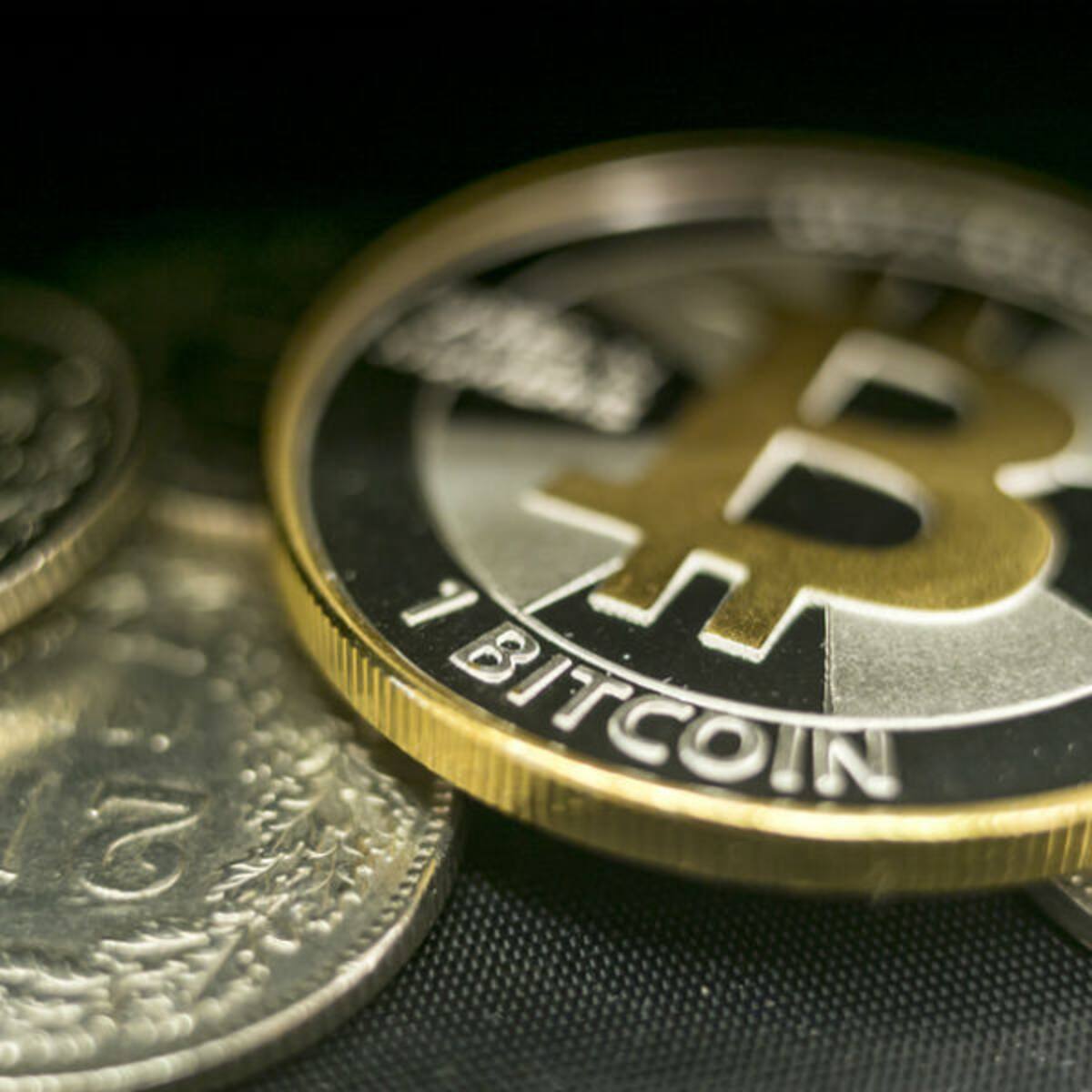 Wie die Spaltung von Bitcoin und Bitcoin Cash funktioniert | Handelszeitung