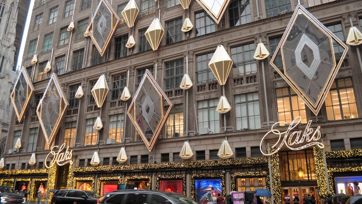 Luxuskette Saks Global meldet Insolvenz an