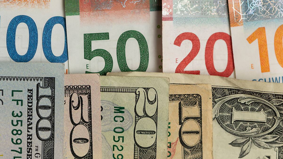 Dollar sinkt zu Franken auf Mehrjahrestief