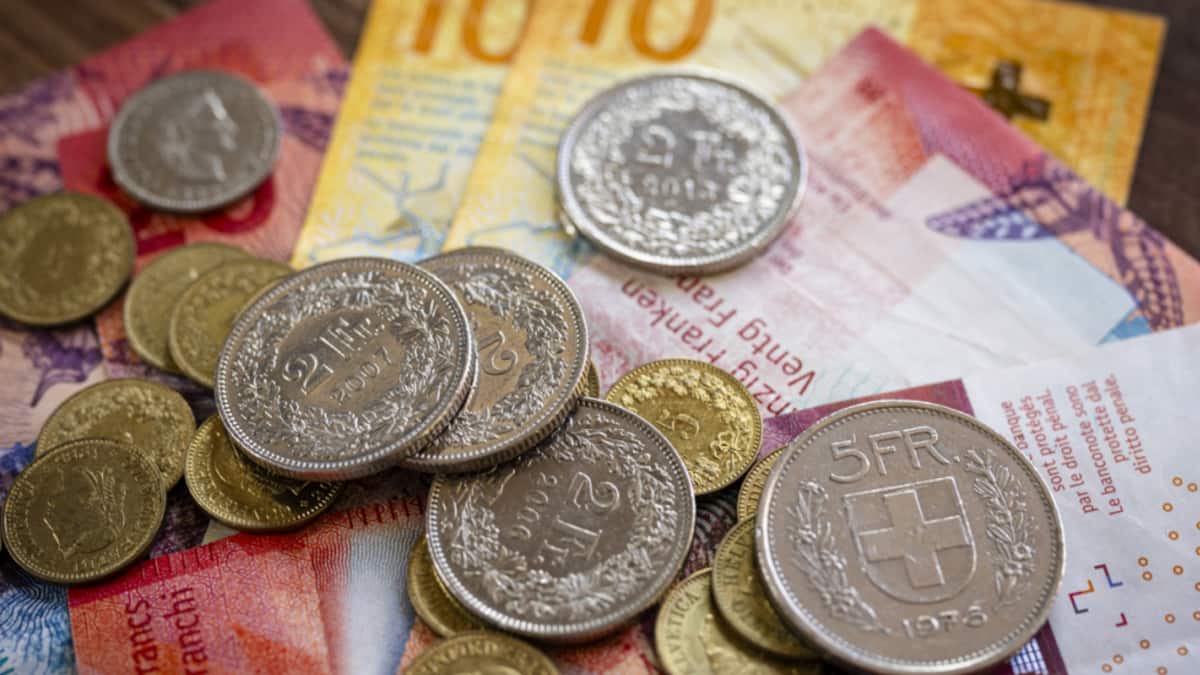 Höhere Steuereinnahmen dürften Defizit im Bundeshaushalt verringern