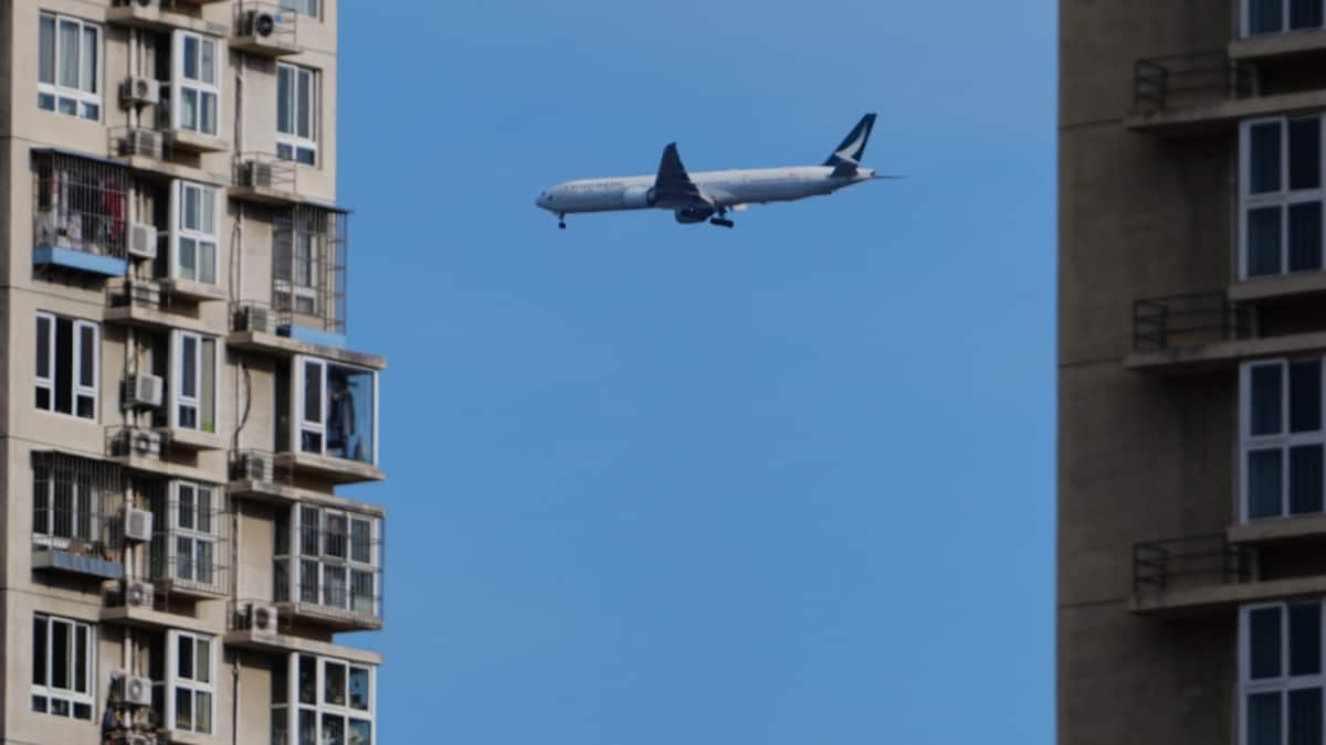 Passagier will Tür während Flug nach Hongkong öffnen