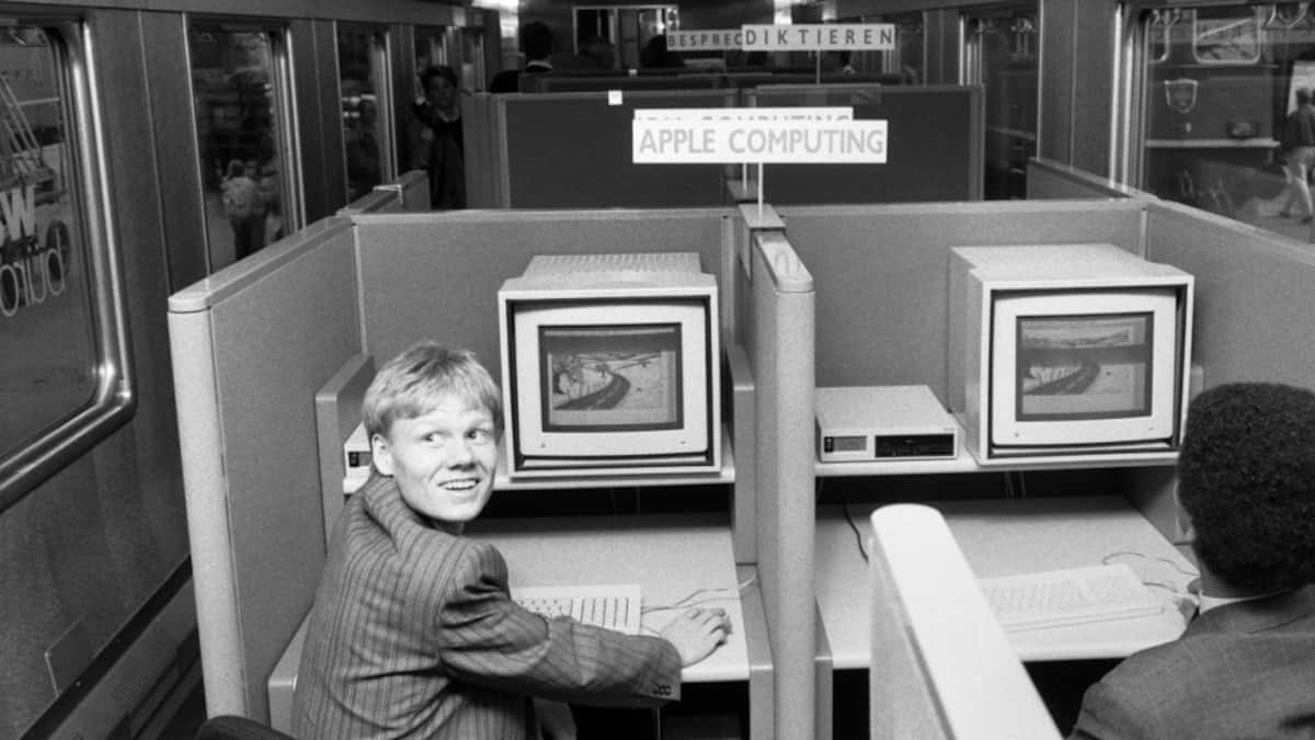 1988 rollten erstmals Büros durch die Schweiz