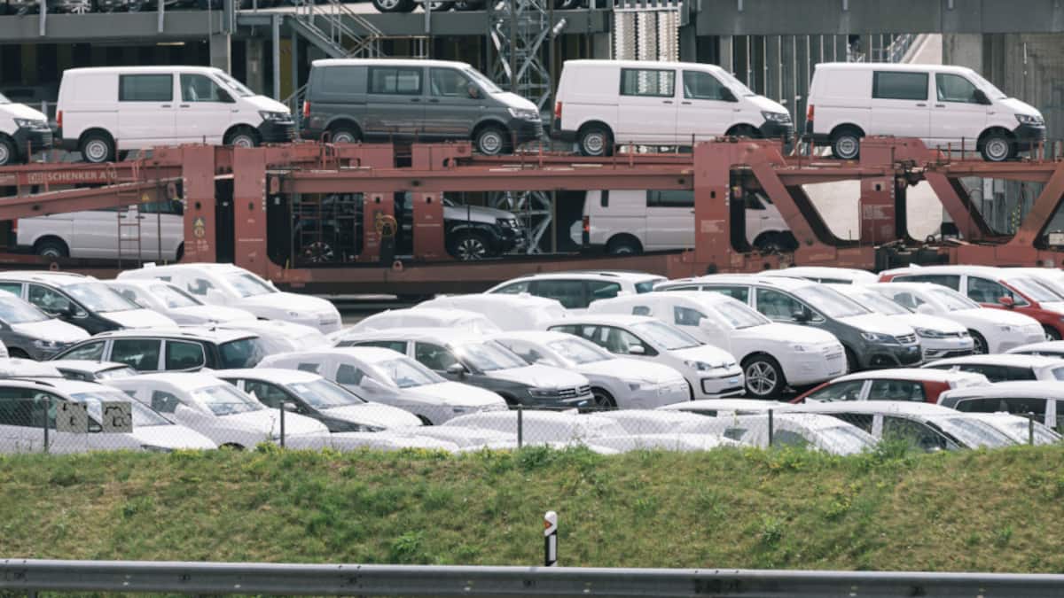 Neuwagenverkäufe auf tiefstem Stand seit Jahrhundertwende