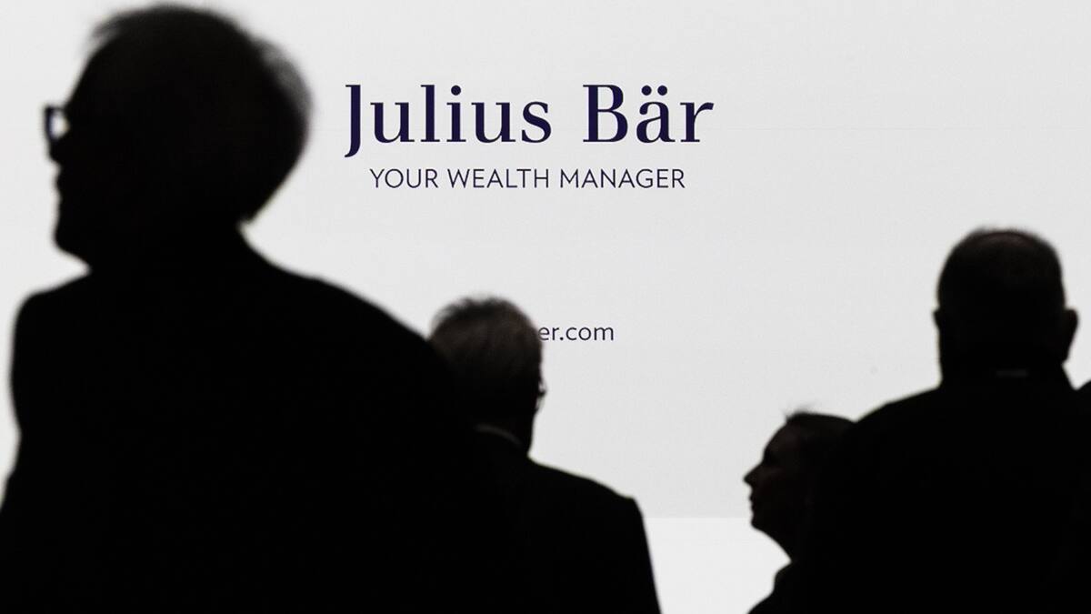 Julius Baer shocks with new loan provisions