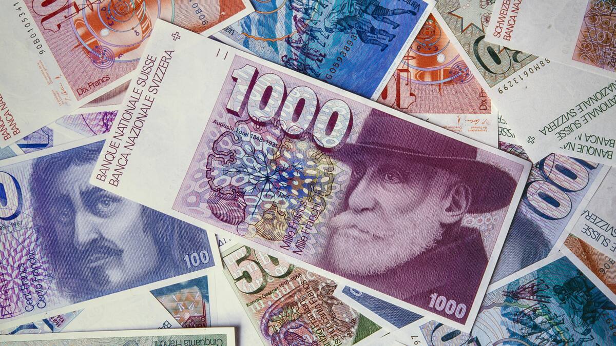 Do you still remember these old banknotes?