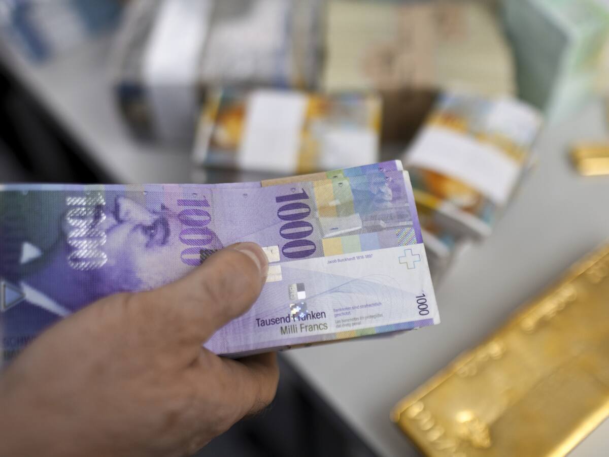 Gold, Franken und Bitcoin im Höhenflug | Handelszeitung