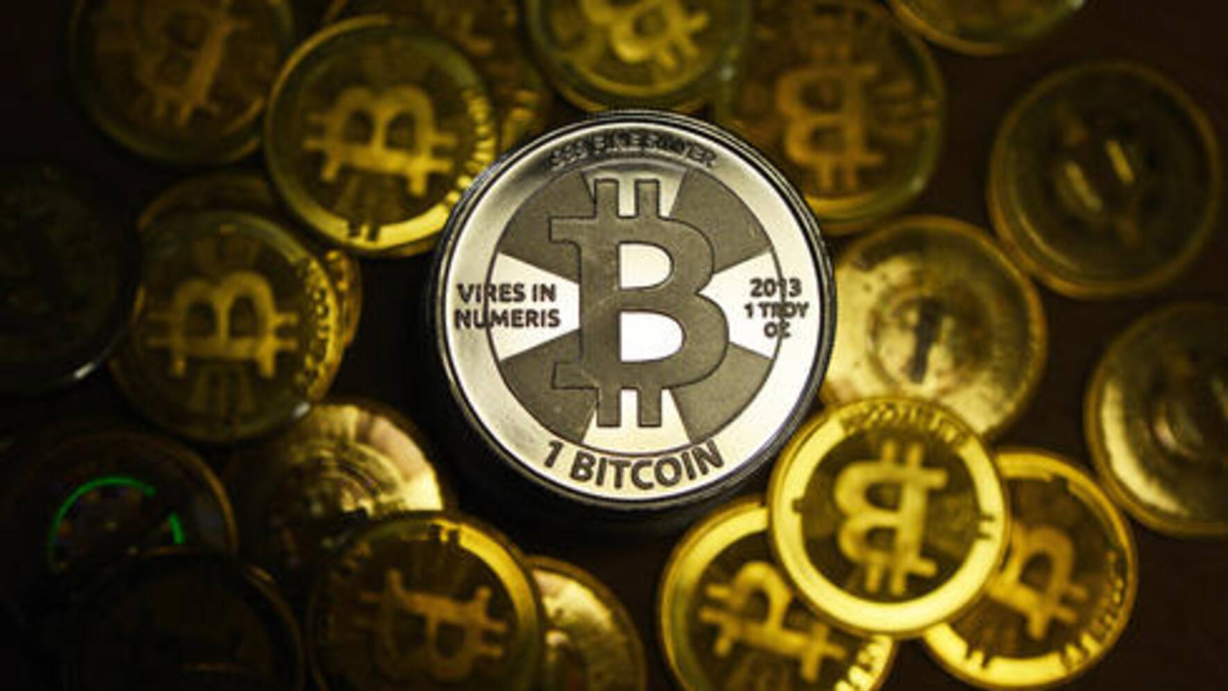 Warum der Bitcoin-Kurs jetzt explodiert | Handelszeitung