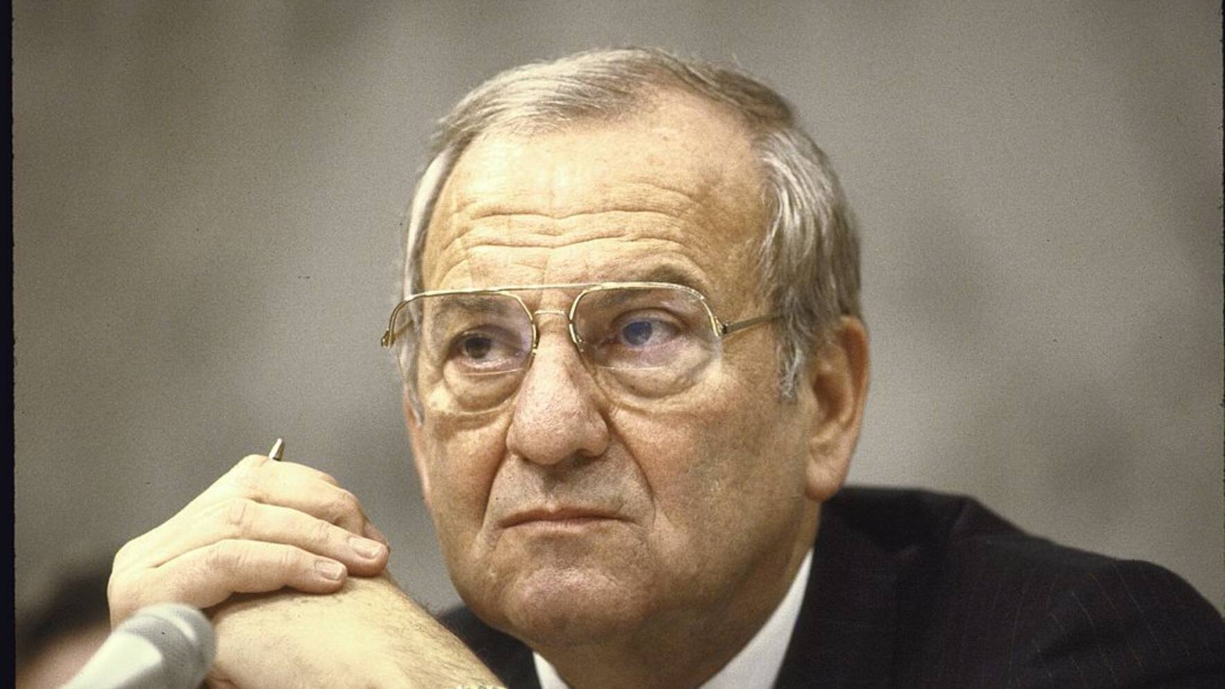 Chrysler Corp. chairman Lee A. Iacocca participating in a meeting of the National Economic Commission about the US budget deficit. (Photo by Terry Ashe/The LIFE Images Collection via Getty Images/Getty Images)