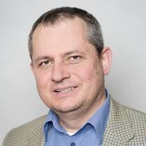 Porträt von Autor Georg Pröbstl.