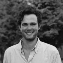 Porträt Autor Moritz Van Dam.