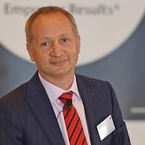 Prof. Dr. Hato Schmeiser.