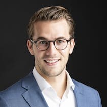 Portrait von Nationalrat Andri Silberschmidt, FDP-ZH, am Rand der Herbstsession der Eidgenoessischen Raete, am Dienstag, 21. September 2021 im Bundeshaus in Bern. (KEYSTONE/Alessandro della Valle)