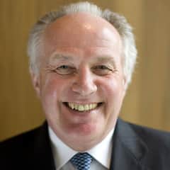 Franz Bernhard Humer Humer-Stiftung für akademische Nachwuchskräfte