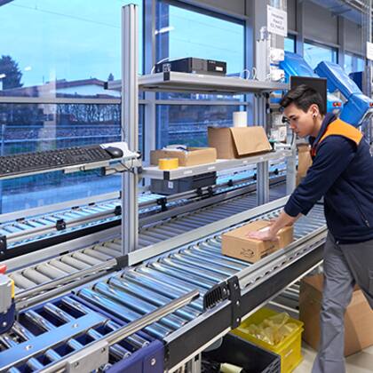 Logistikcenter in Rekordzeit in Kölliken fertiggestellt Logistikcenter in Rekordzeit in Kölliken fertiggestellt