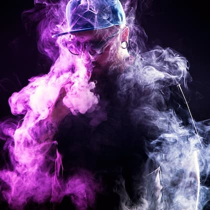 Der Mann, der die Tabak-Industrie das Fürchten lehrt Titel: Der Mann, der die Tabak-Industrie das Fürchten lehrt