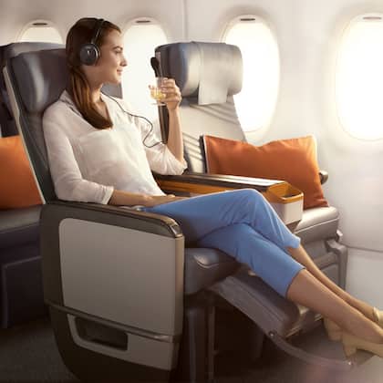 Premium Economy Class - Eine neue Art des Reisens Premium Economy Class - Eine neue Art des Reisens