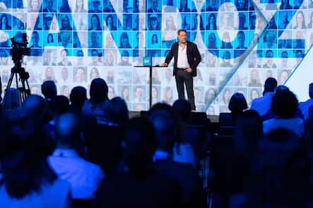 Die Übernahme der deutschen Hexa