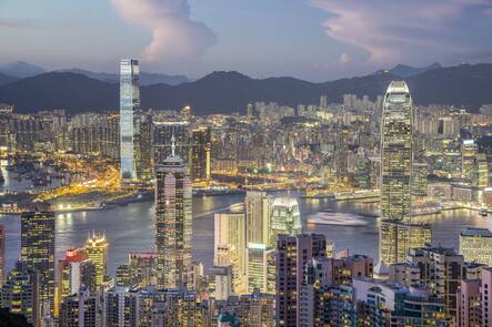 Blick auf Hongkong vom Peak aus: Die Metropole war vor der Pandemie ein Touristenmagnet.
