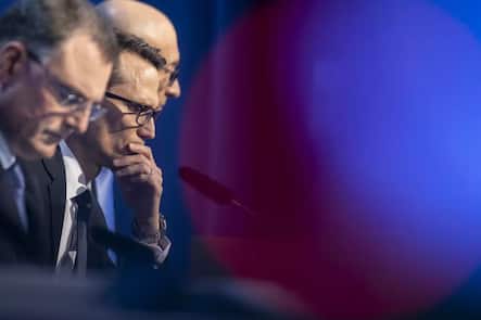 Die Schweizerische Nationalbank mit Präsident Thomas Jordan (l.) und seinem Vize Martin Schlegel (m.) ist für die Preisstabilität in der Schweiz verantwortlich.