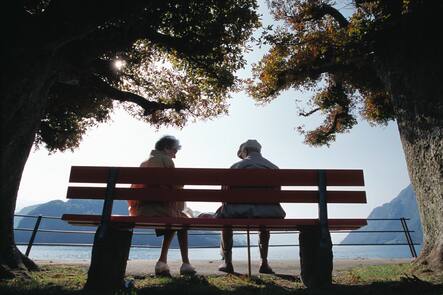 Ein Rentnerpaar in der Schweiz: Die Pensionskassen sind wichtig für die finanzielle Sicherheit im Alter.