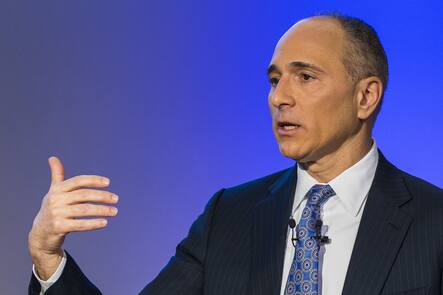 Ex-Novartis-CEO Joe Jimenez hat ein Medikament gegen Übergewicht am Start, das von seinem Ex-Arbeitgeber