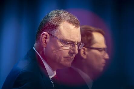 Swiss National Bank's (SNB) Chairman of the Governing Board Thomas Jordan, left, and Swiss National Bank's (SNB) Vice Chairman of the Governing Board Martin Schlegel, right, during the 115. Ordinary General Assembly of Swiss National Bank (SNB), at Bern, Switzerland, this Friday, April 28, 2023. (KEYSTONE/Anthony Anex)