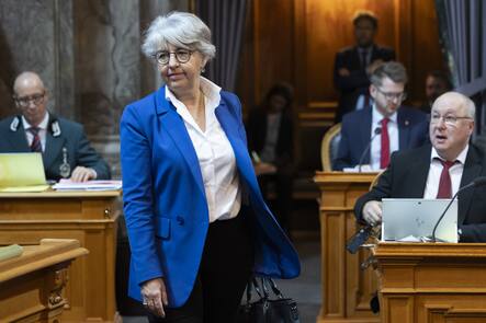 Wird Elisabeth Baume-Schneider auf den Gewerkschaftsboss (rechts) hören? Die Sozialministerin muss über die Finanzierung der 13. AHV-Rente entscheiden.