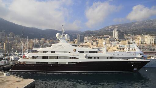 Die UBS finanziert dank der CS neu auch Superjachten Sarafsa Yacht Superyacht