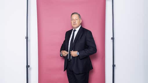 Kein Schweizer Banker verdient mehr als Boris Collardi <p>Der steile Kursanstieg der Privatbank EFG International macht Banker Boris Collardi reich.</p>