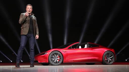 Elon Musk lässt den Tesla Roadster aufleben Musk stellte den Roadster 2017 vor: Er hätte drei Jahre später auf den Markt kommen sollen.