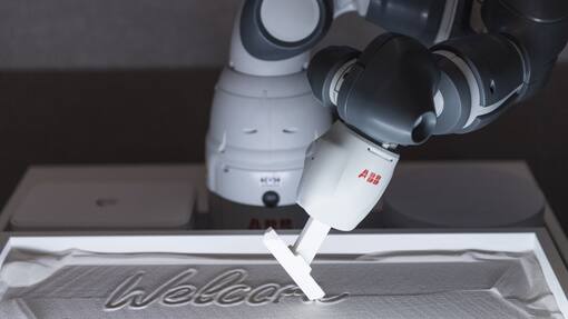 Was auf den neuen ABB-Chef Wierod zukommt ABB-Roboter