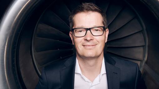 «Mit Martin Ebner tausche ich mich jeweils samstags aus» Tobias Pogorevc - CEO, Helvetic Airlines