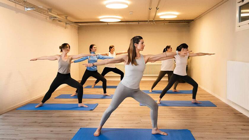 Yoga ist nur eines von zahlreichen Angeboten des BGM bei IVF Hartmann