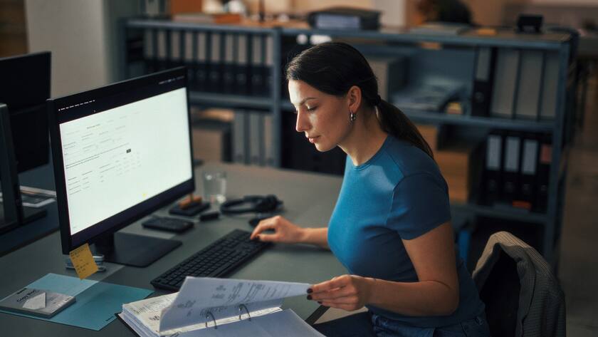 PostFinance Billing Solutions Kampagnenbild Buchhaltung