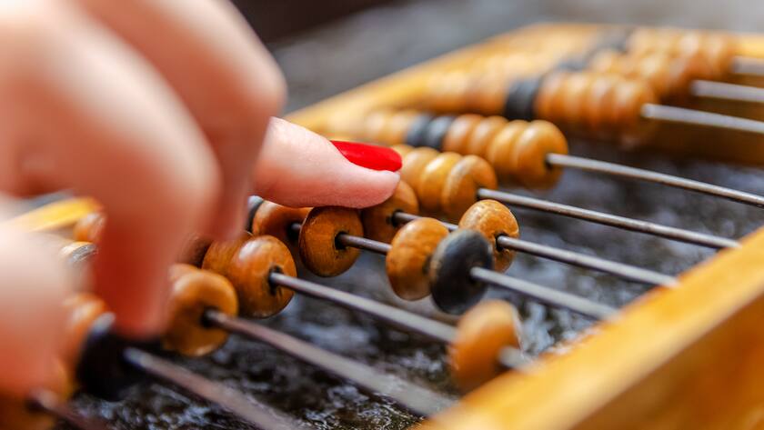 Frauen Vorsorge Anlage Geld Symbol
