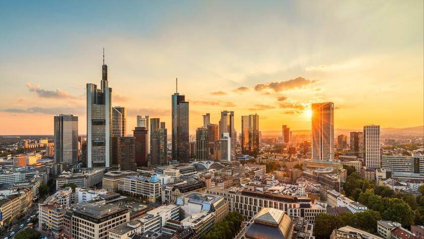 «Rojo» schickte Geld in die Schweiz Skyline Frankfurt am Main: Die UBS steht Abseits