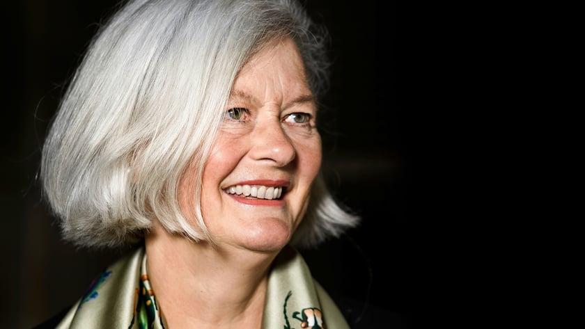 Portraitfoto von Headhunterin Doris Aebi