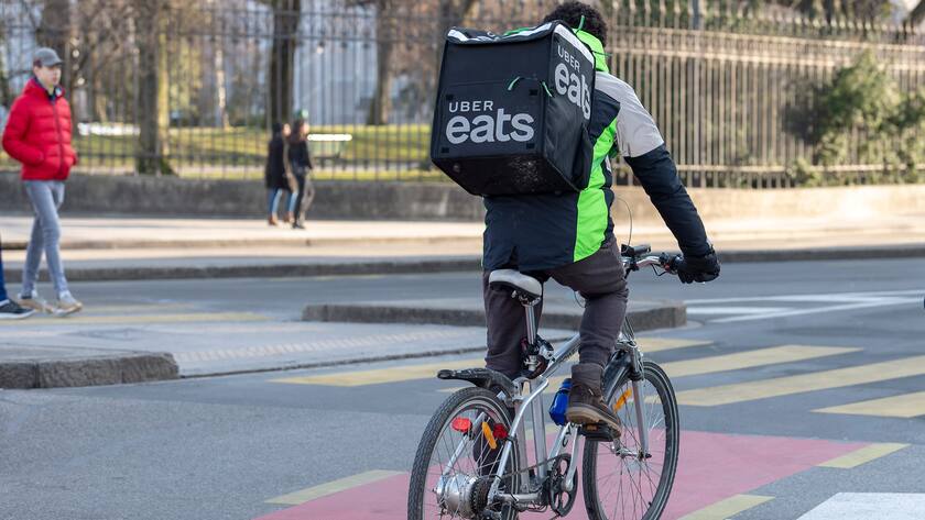 Velokurier des Lieferdienstes «Uber Eats»