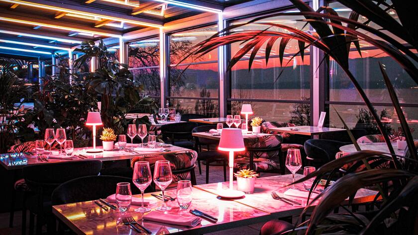 Kann mit seinem besonderen Ambiente trumpfen: Restaurant Le Floris am Genfersee.