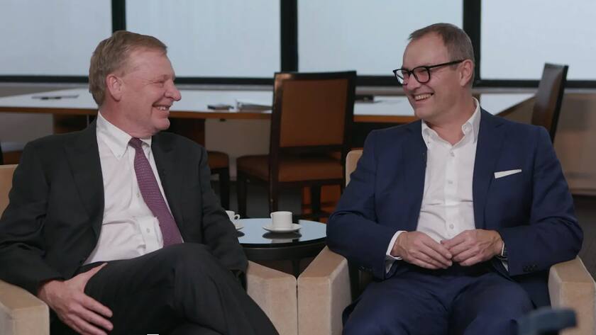 Iff Dupont Edward D. Breen, Executive Chairman von DuPont, und Andreas Fibig, CEO von IFF.