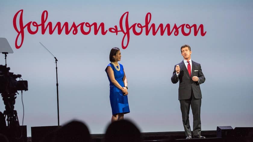 June 14, 2016 - Washington, DC, United States - Washington, DC On Tuesday, June 14, at the Walter E. Washington Convention Center, l-r, Alex Gorsky, CEO, Johnson & Johnson, and Seina Lee, Johnson & Johnson, give a presentation, at The White House Summit on The United State of Women. Washington United States PUBLICATIONxINxGERxSUIxAUTxONLY - ZUMAn230