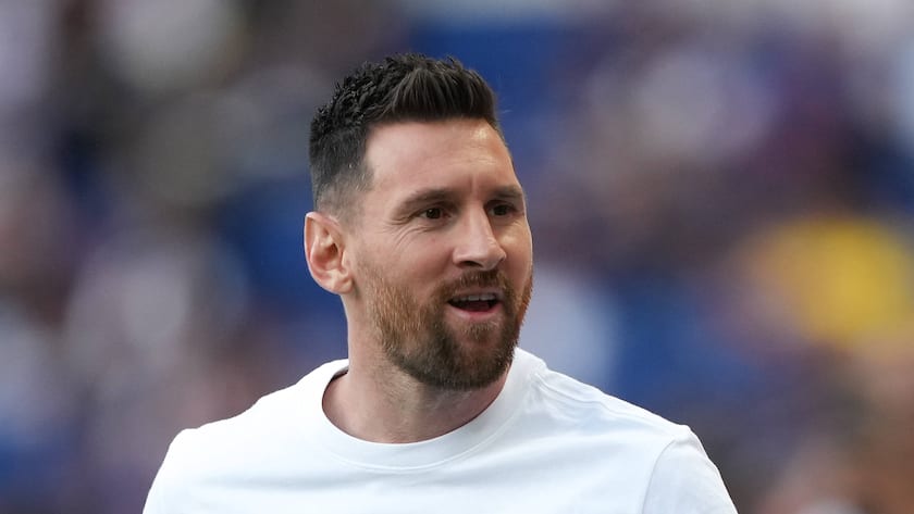 Lionel Messi of PSG pre match during the Ligue 1 match between Paris Saint Germain and Clermont Foot at Parc des Princes, Paris, France on 3 June 2023. Copyright: xAndyxRowlandx PMI-5577-0141