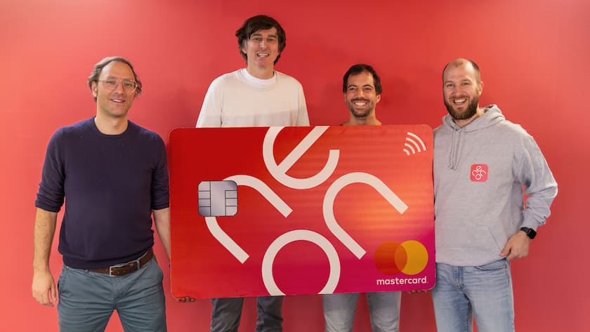 Das Team von Neon um CEO Jörg Sandrock (2. von links)