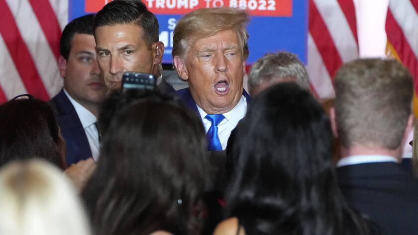 Donald Trump ist nach den Midterms angezählt – doch der Ex-Präsident wehrt sich.