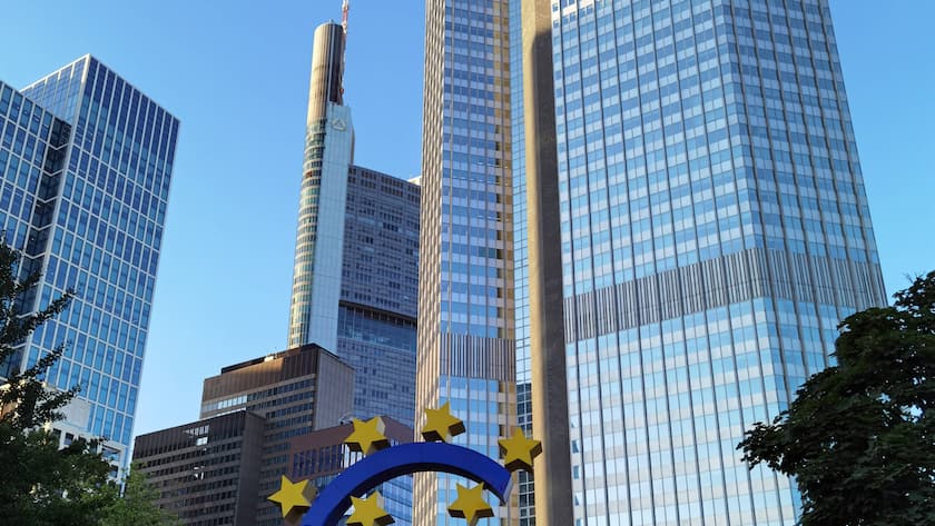 Wolkenkratzer der EZB in Frankfurt am Main Wolkenkratzer der EZB in Frankfurt am Main in Hessen in Deutschland am 19.7.2022 *** ECB skyscraper in Frankfurt am Main ECB skyscraper in Frankfurt am Main in Hesse in Germany on 19 7 2022