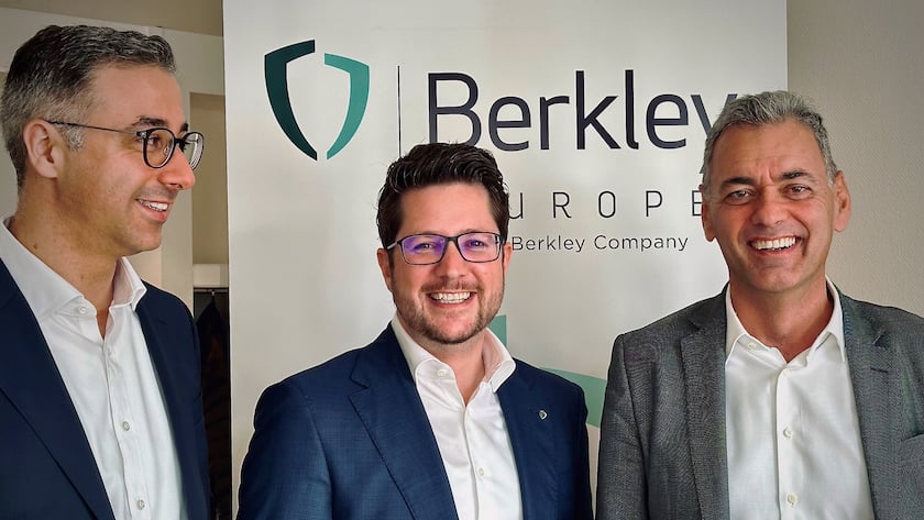 Freuen sich über den Markteinstieg: Ali Avci, Manuel Metz und der General Manager Schweiz Felix Böni (v.l.n.r.)