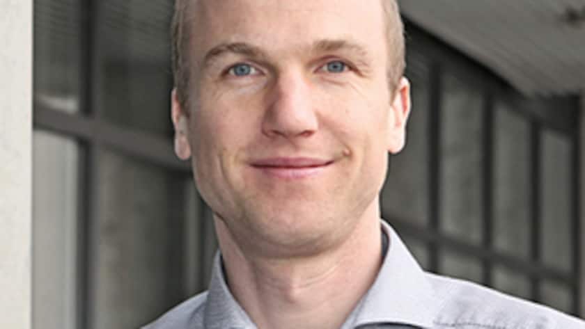 Die Schlagzeilen der Sonntagspresse Richard Neher, Professor und Epidemiologe der Universität Basel