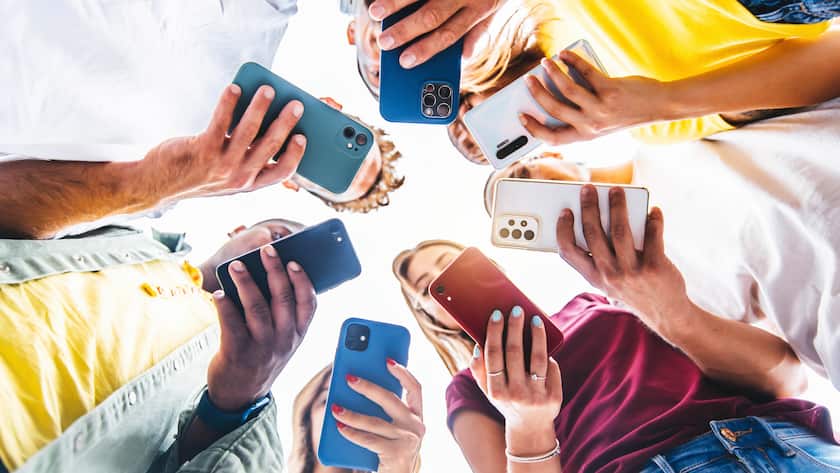 Jugendliche wollen immer weniger direkten Kontakt mit der Versicherung.